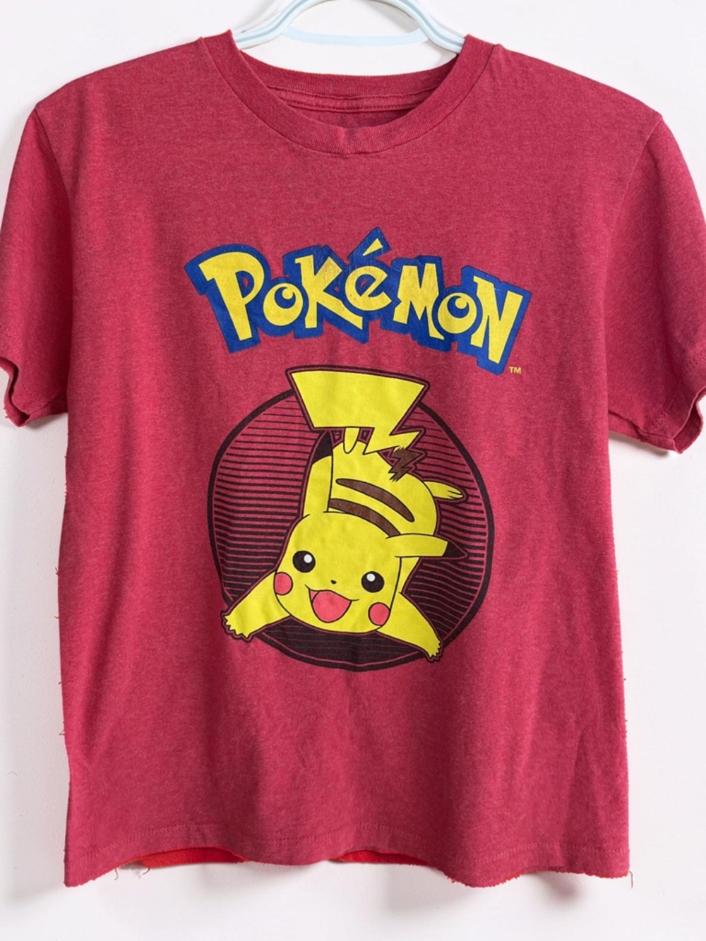 Official Pokémon Pikachu Graphic T-Shirt Boys Size Medium Red Short Sleeve Tee